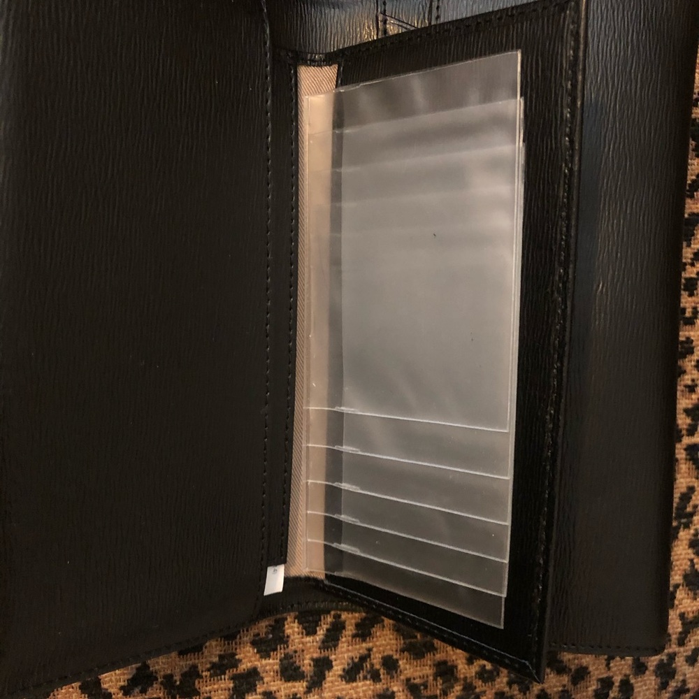 Lauren Ralph Lauren Wallet - Picture 5 of 6
